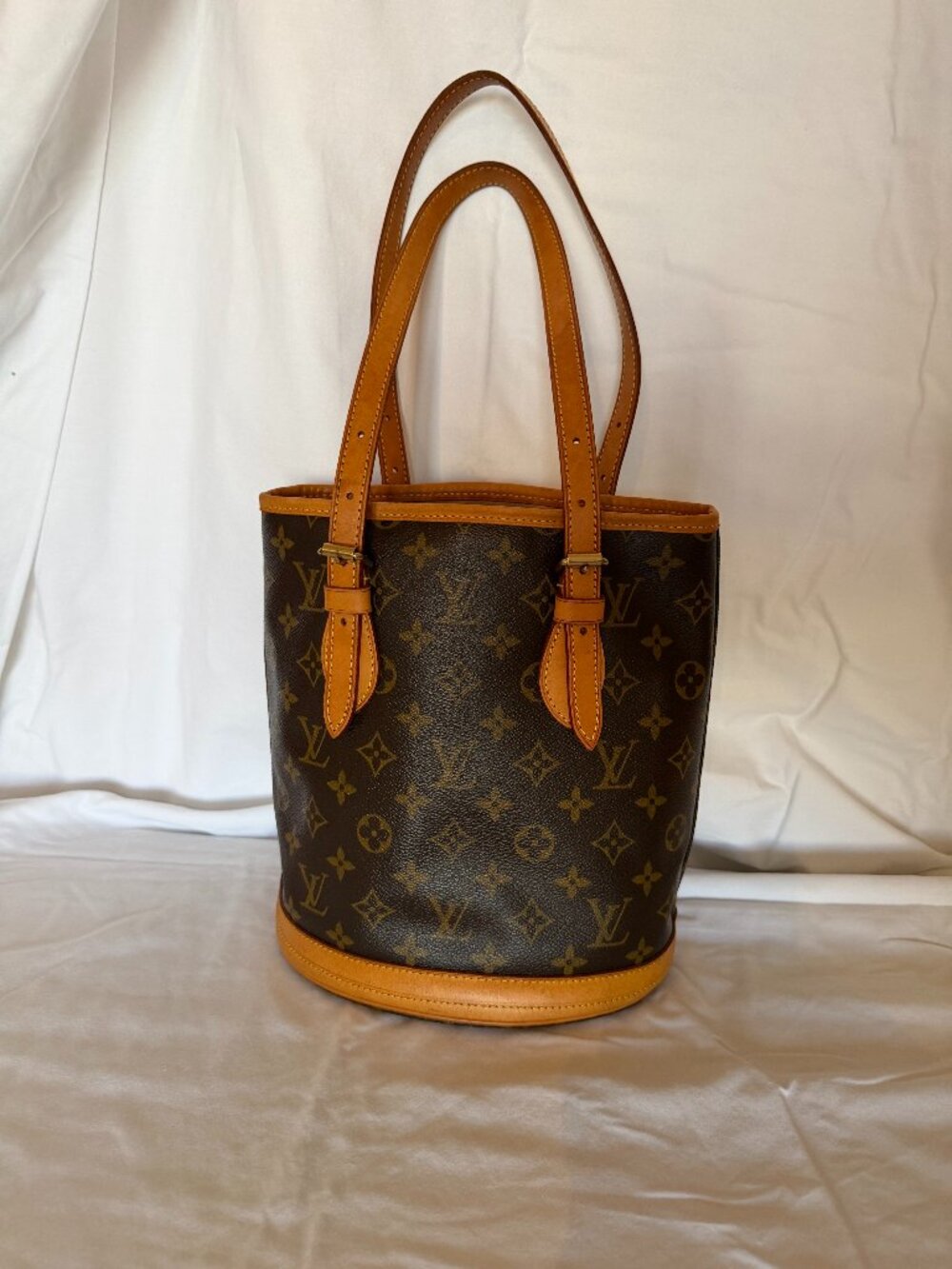 Louis Vuitton Bucket Bag with Dust Bag